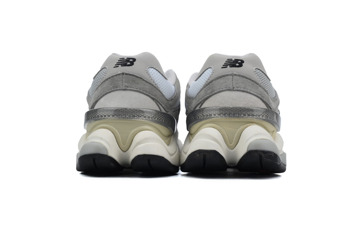 EM Sneakers New Balance 9060 Rain Cloud