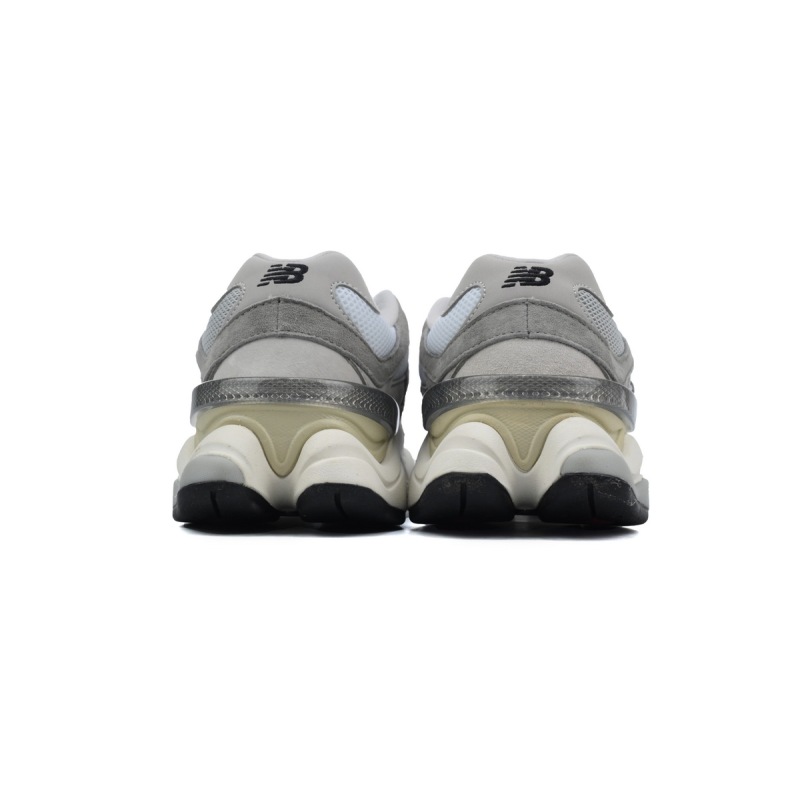 EM Sneakers New Balance 9060 Rain Cloud