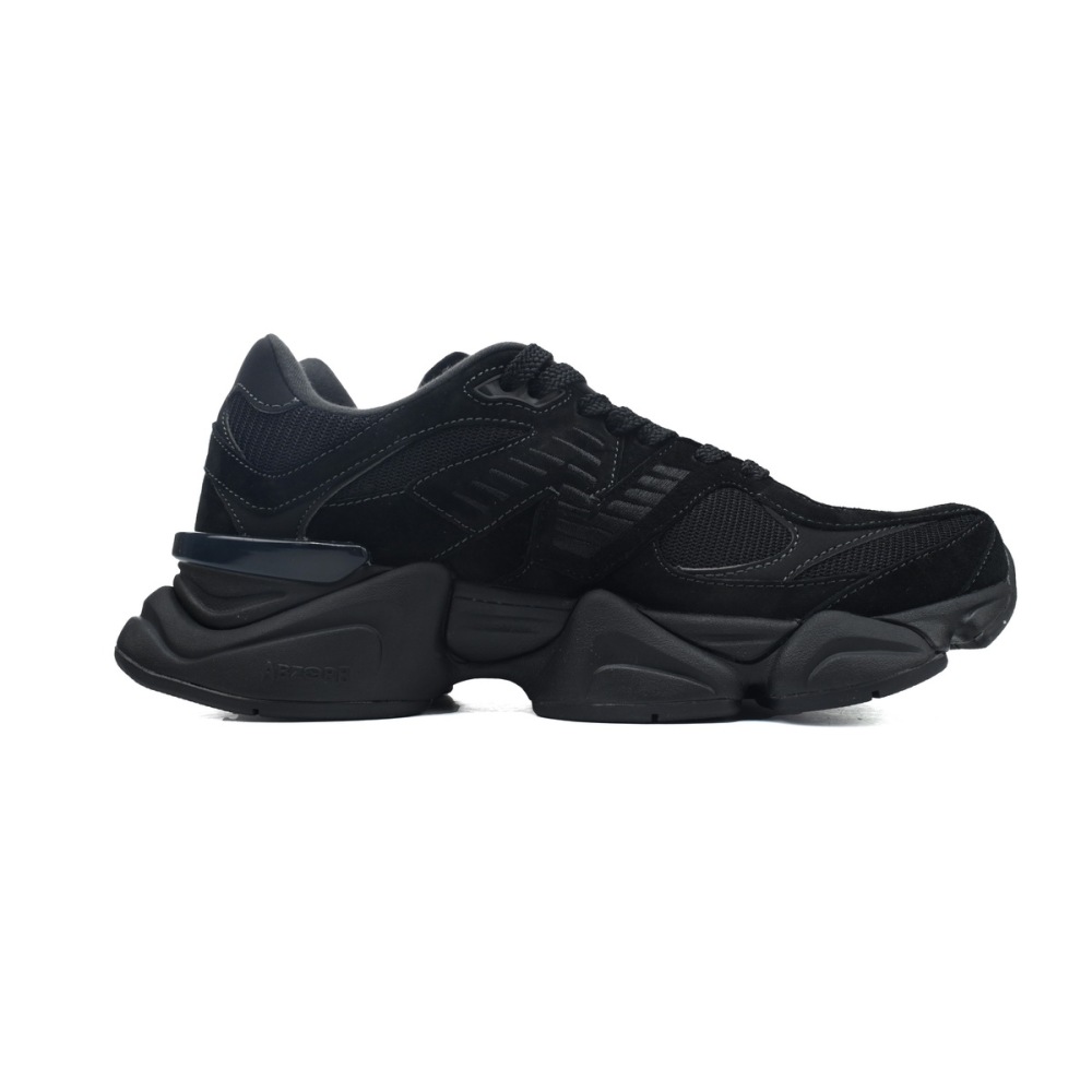 EM Sneakers New Balance 9060 Triple Black Suede