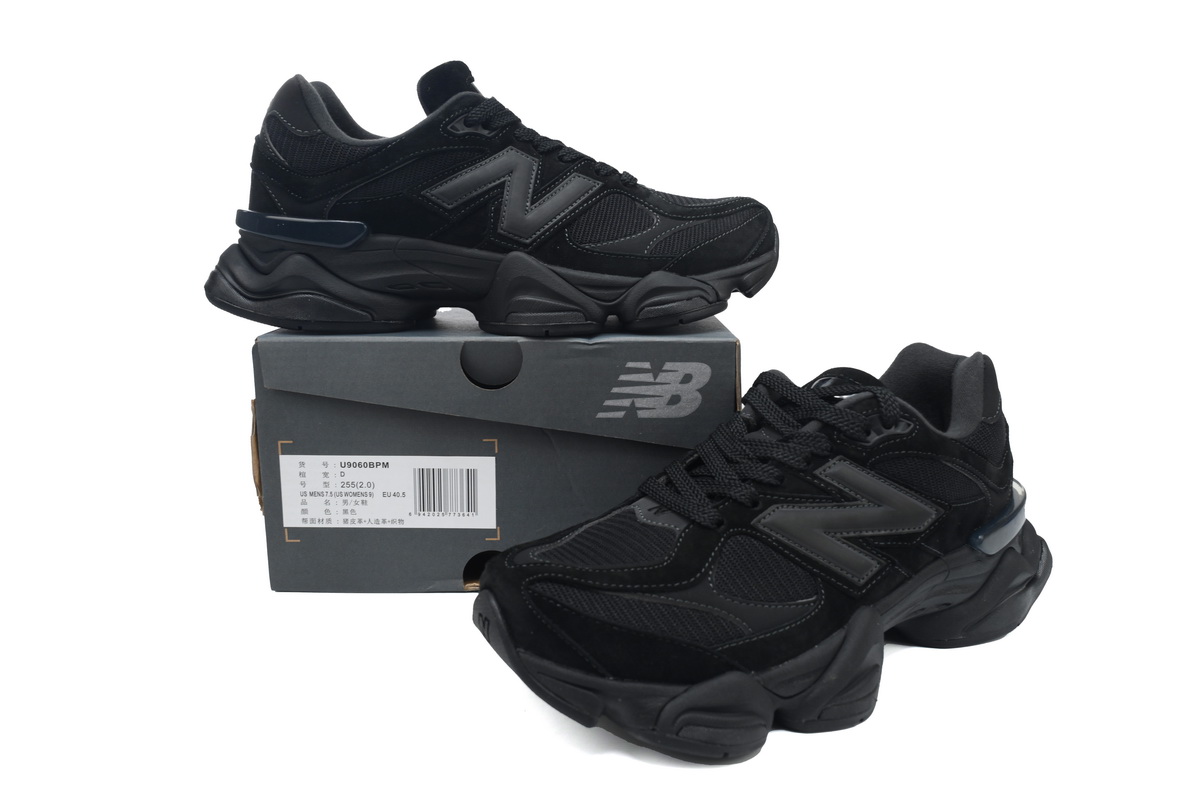 EM Sneakers New Balance 9060 Triple Black Suede