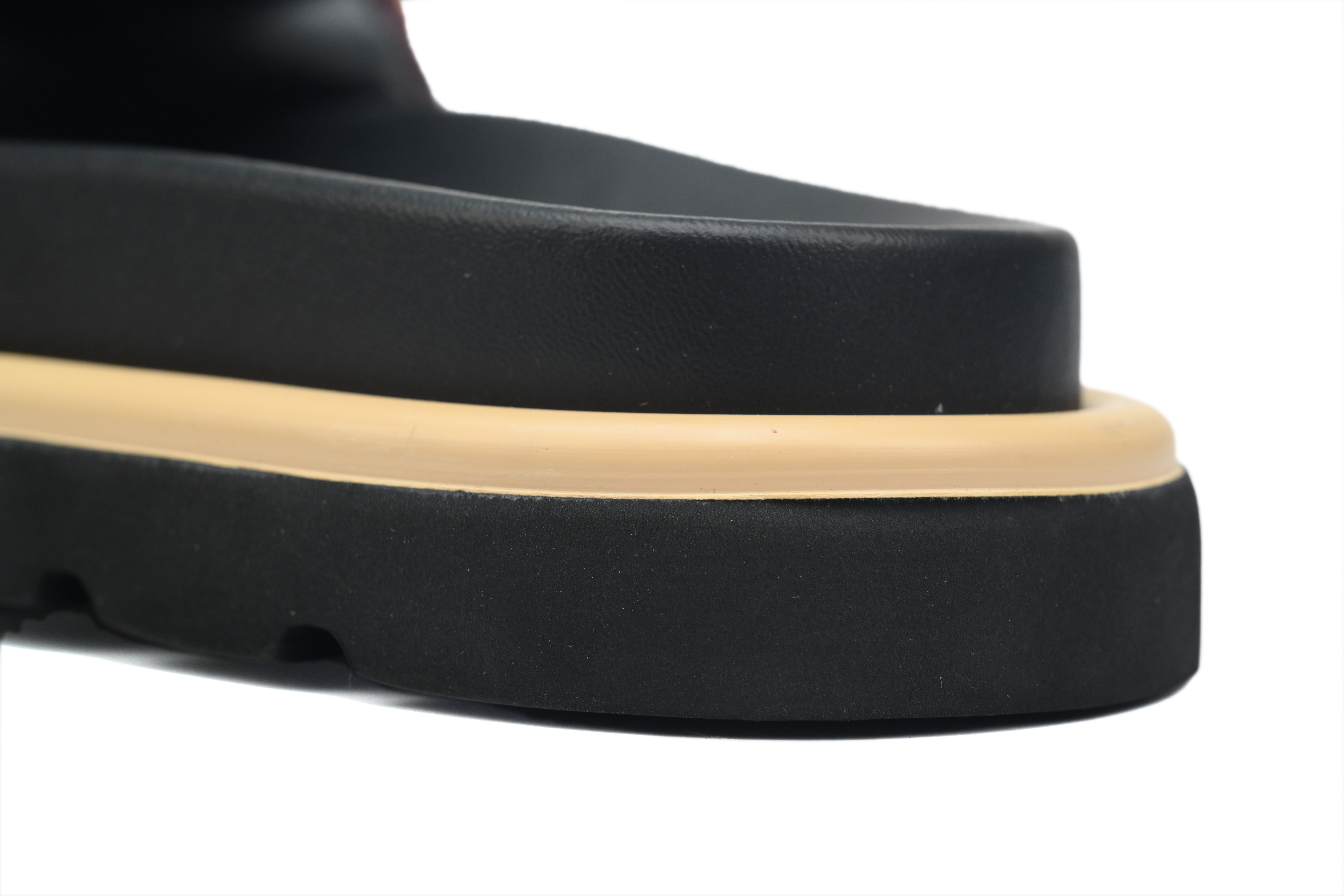 EM Sneakers  Louis Vuitton Pool Pillow Comfort Mules Brown