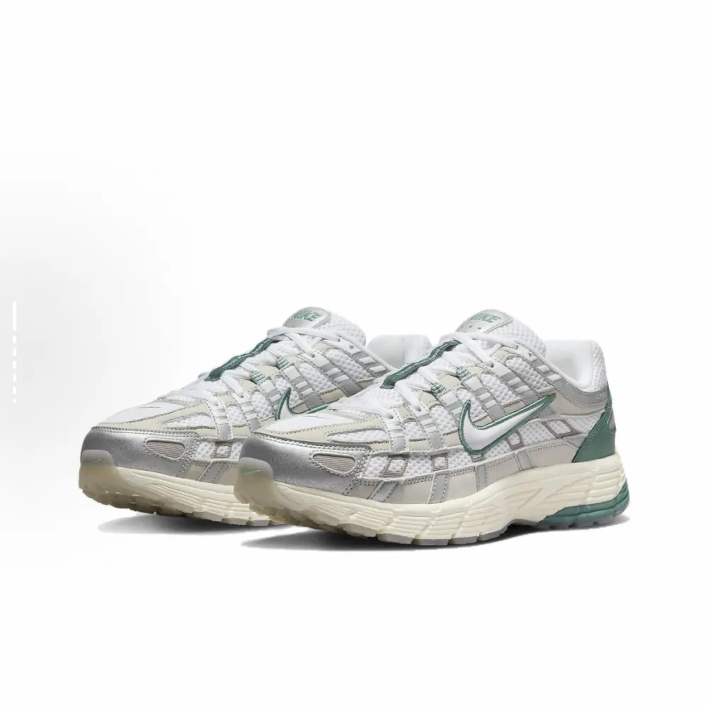EM Sneakers Nike P-6000 Premium Light Bone Bicoastal Green