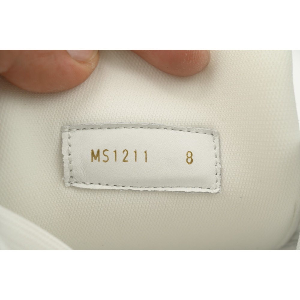 EM Sneakers Louis Vuitton Trainer Apricot 