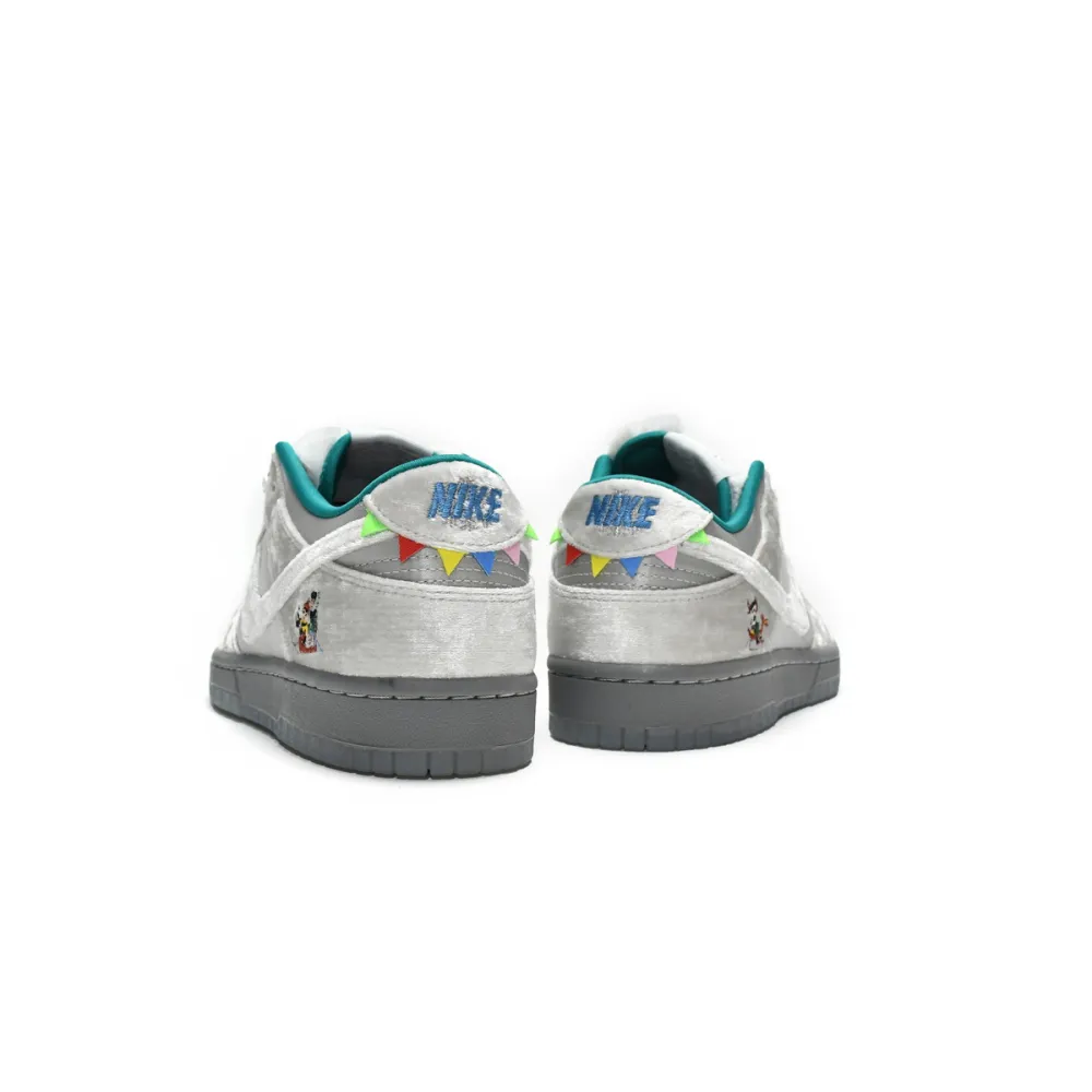 EM Sneakers Nike Dunk Low Ice