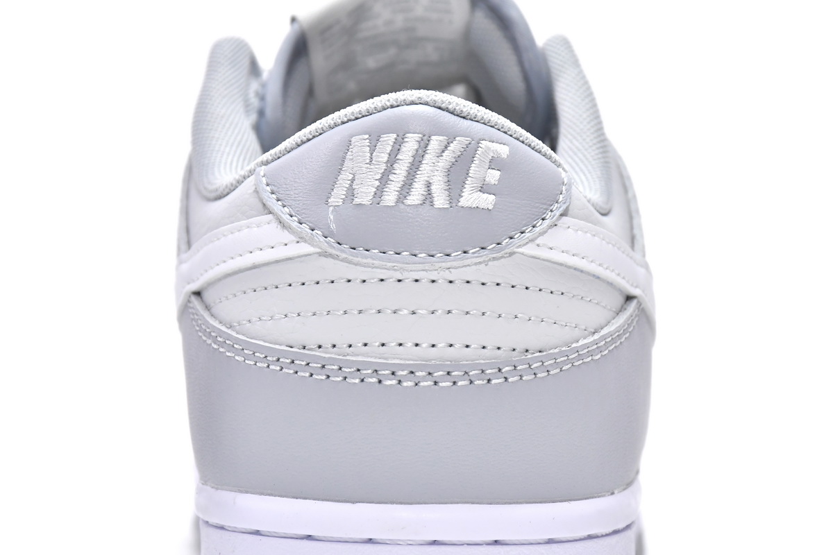 EM Sneakers Nike Dunk Low Pure Platinum