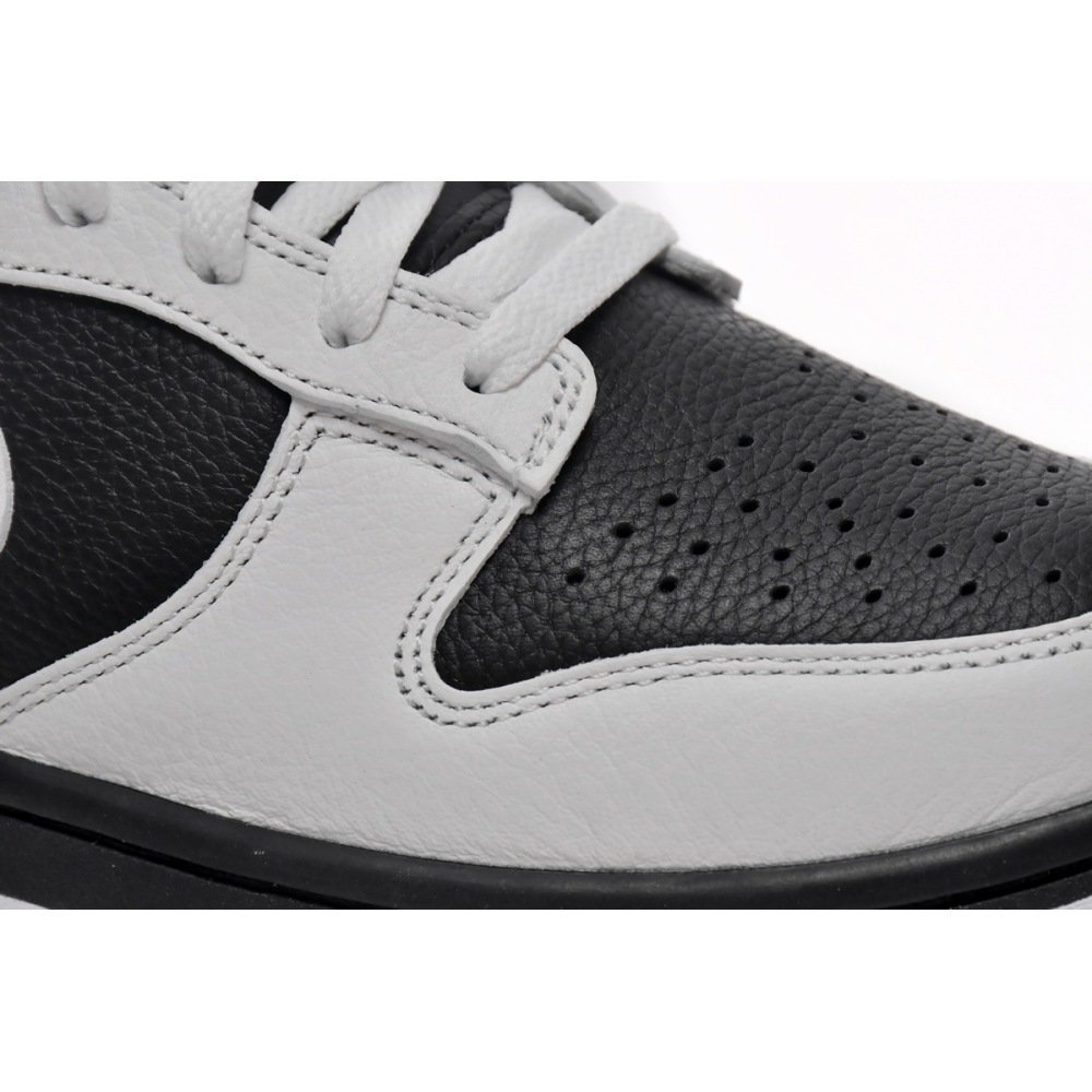 EM Sneakers Nike Dunk Low Retro Reverse Panda
