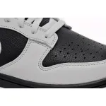 EM Sneakers Nike Dunk Low Retro Reverse Panda