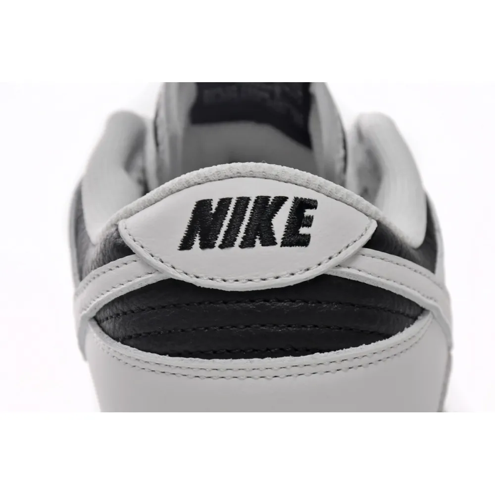 EM Sneakers Nike Dunk Low Retro Reverse Panda