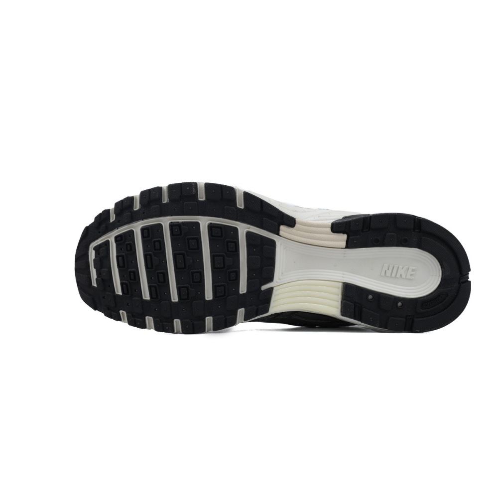EM Sneakers Nike P-6000 Metallic Silver