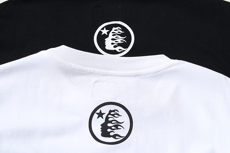 EM Sneakers Hellstar T-Shirt 520 Black & White