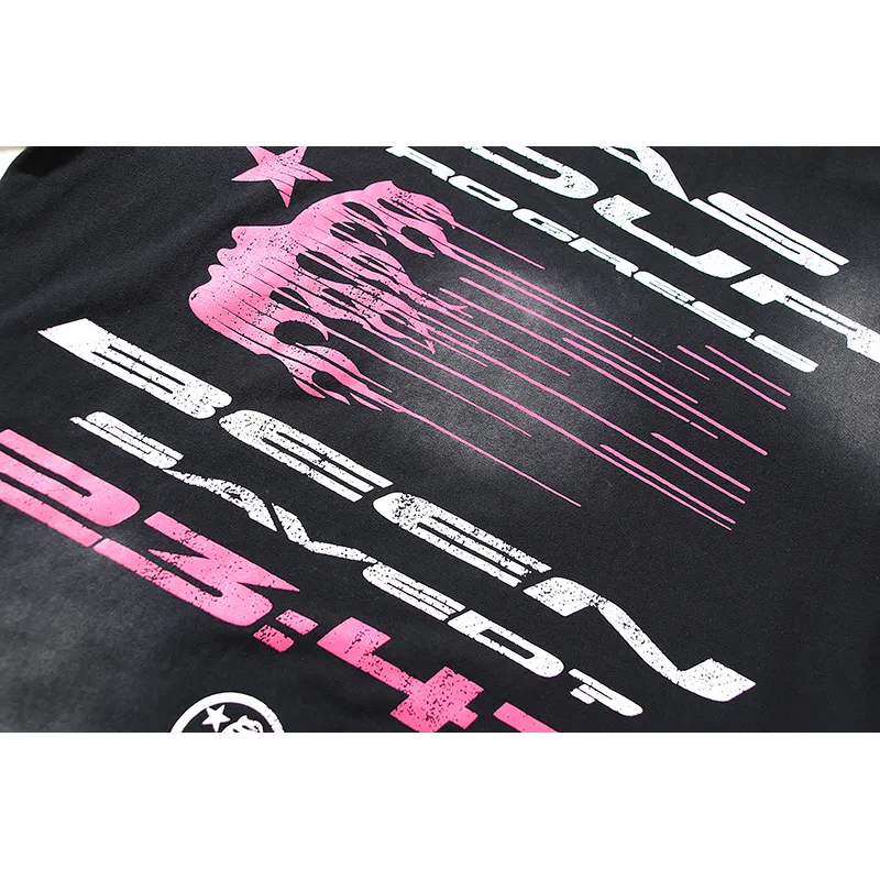 EM Sneakers Hellstar T-Shirt 612