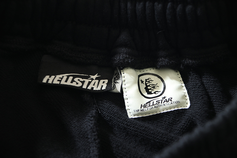 EM Sneakers Hellstar Short Pants 702