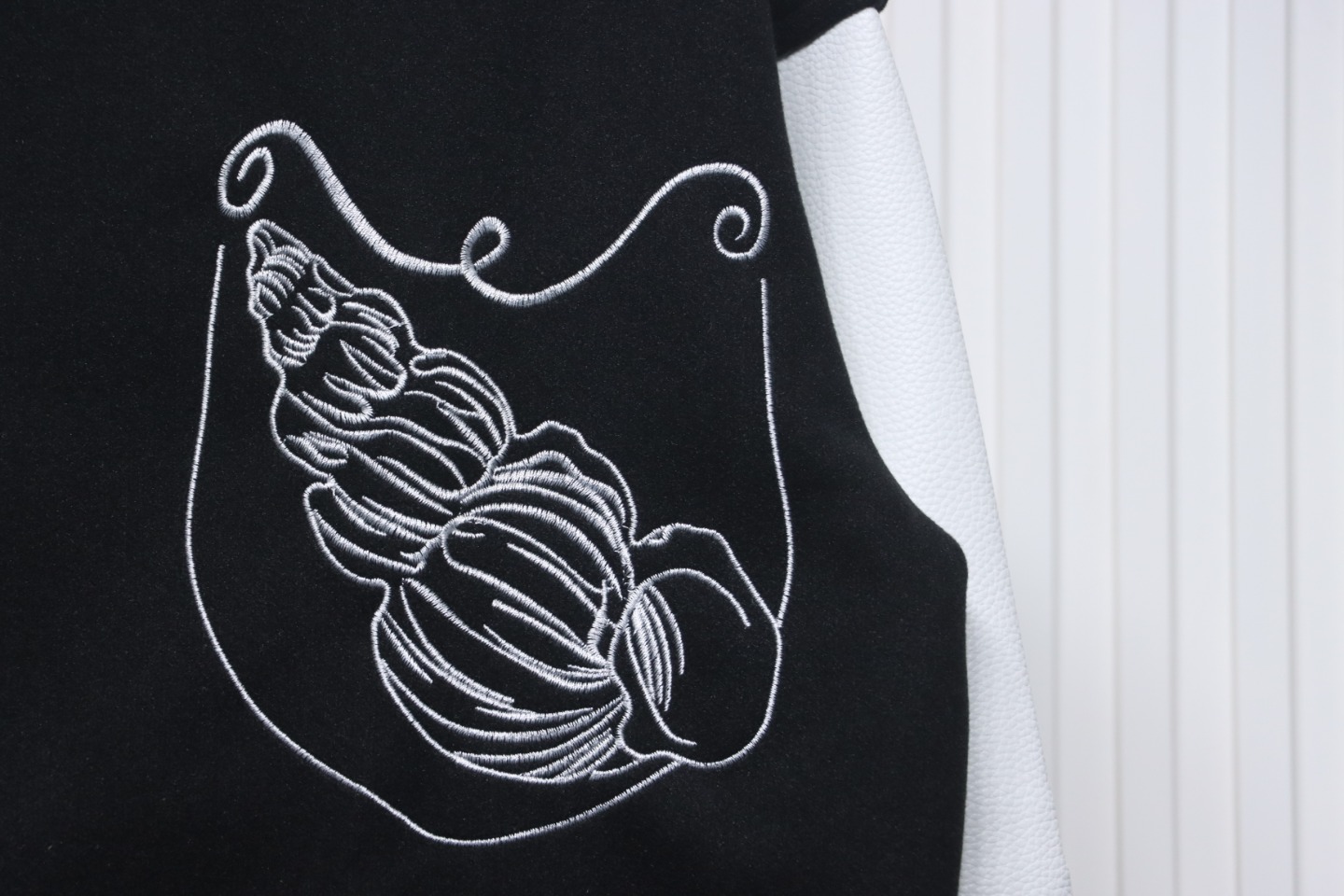 EM Sneakers Louis Vuitton LV  Jacket Conch Baseball