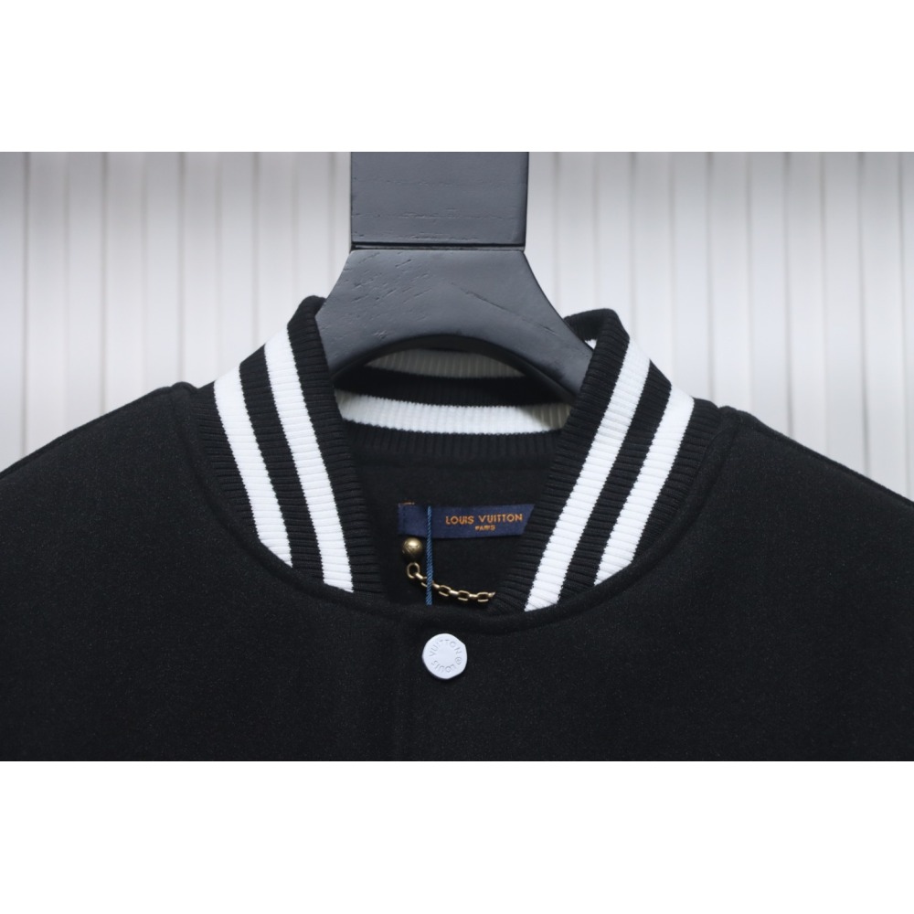 EM Sneakers Louis Vuitton LV  Jacket Conch Baseball