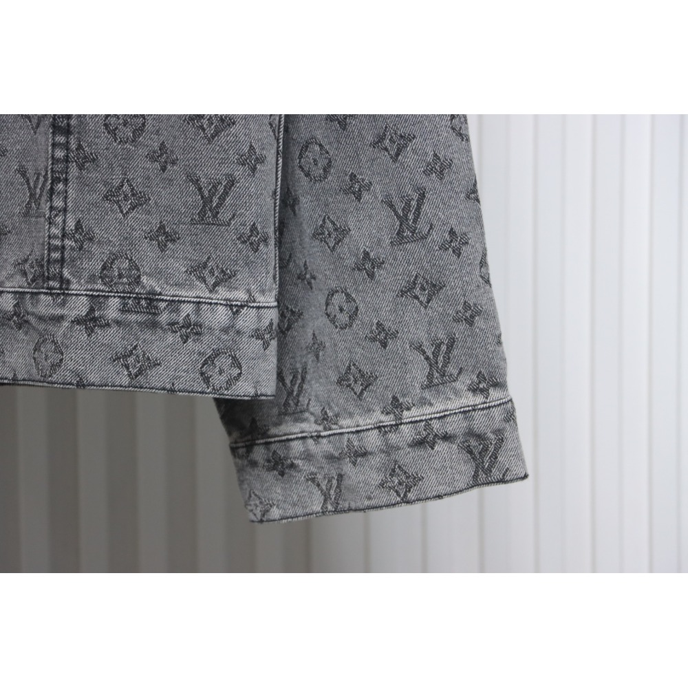 EM Sneakers Louis Vuitton LV Jacket Monogram Jacquard Denim Grey