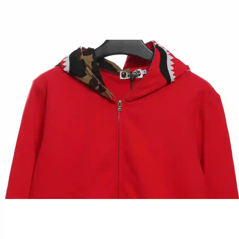 EM Sneakers BAPE Solid Color Stitching Camouflage Shark Hoodie Red