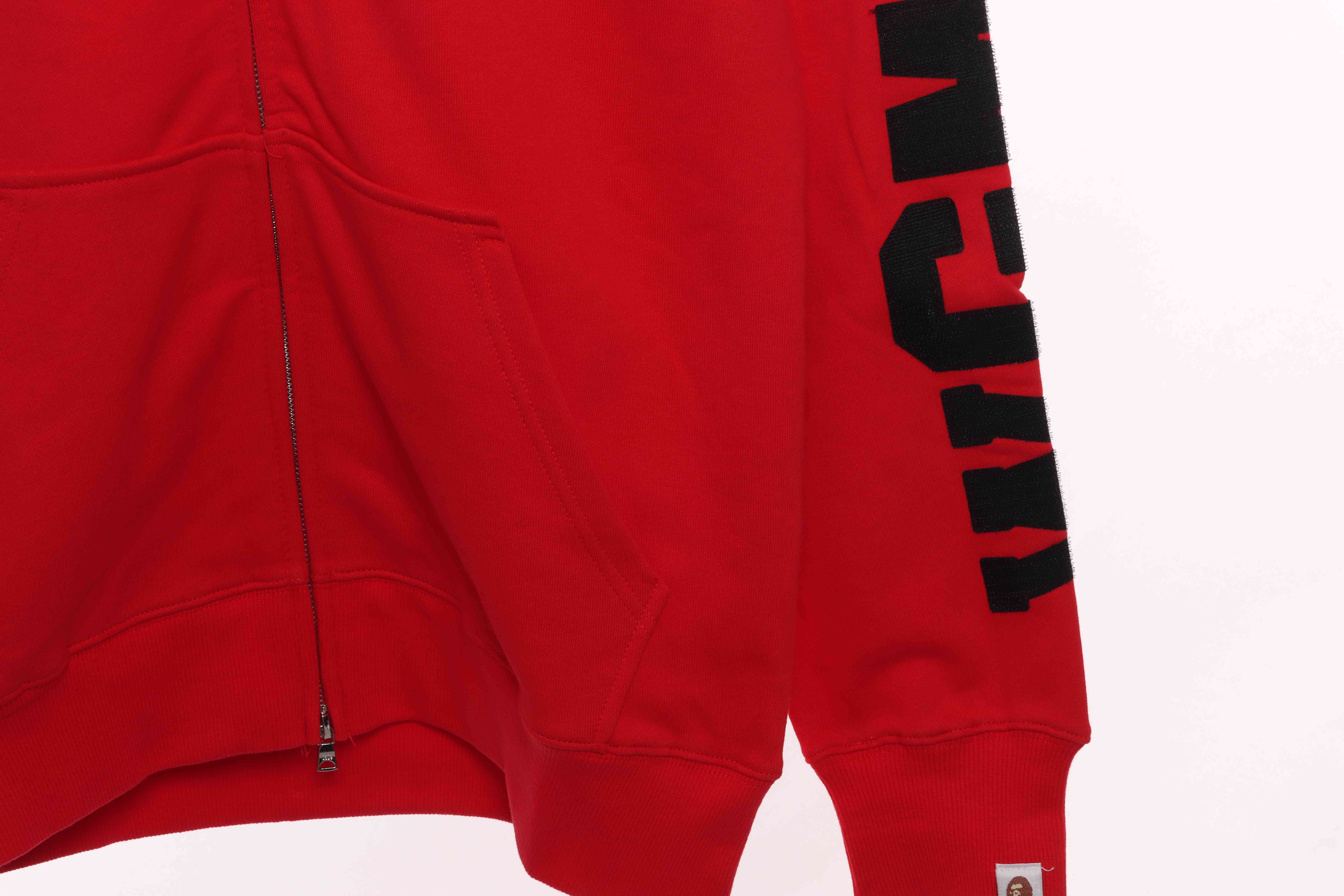 EM Sneakers BAPE Solid Color Stitching Camouflage Shark Hoodie Red