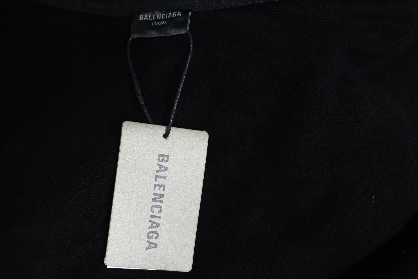 EM Sneakers Balenciaga Parisian Family Distressed Double B Tape Letter Hoodie