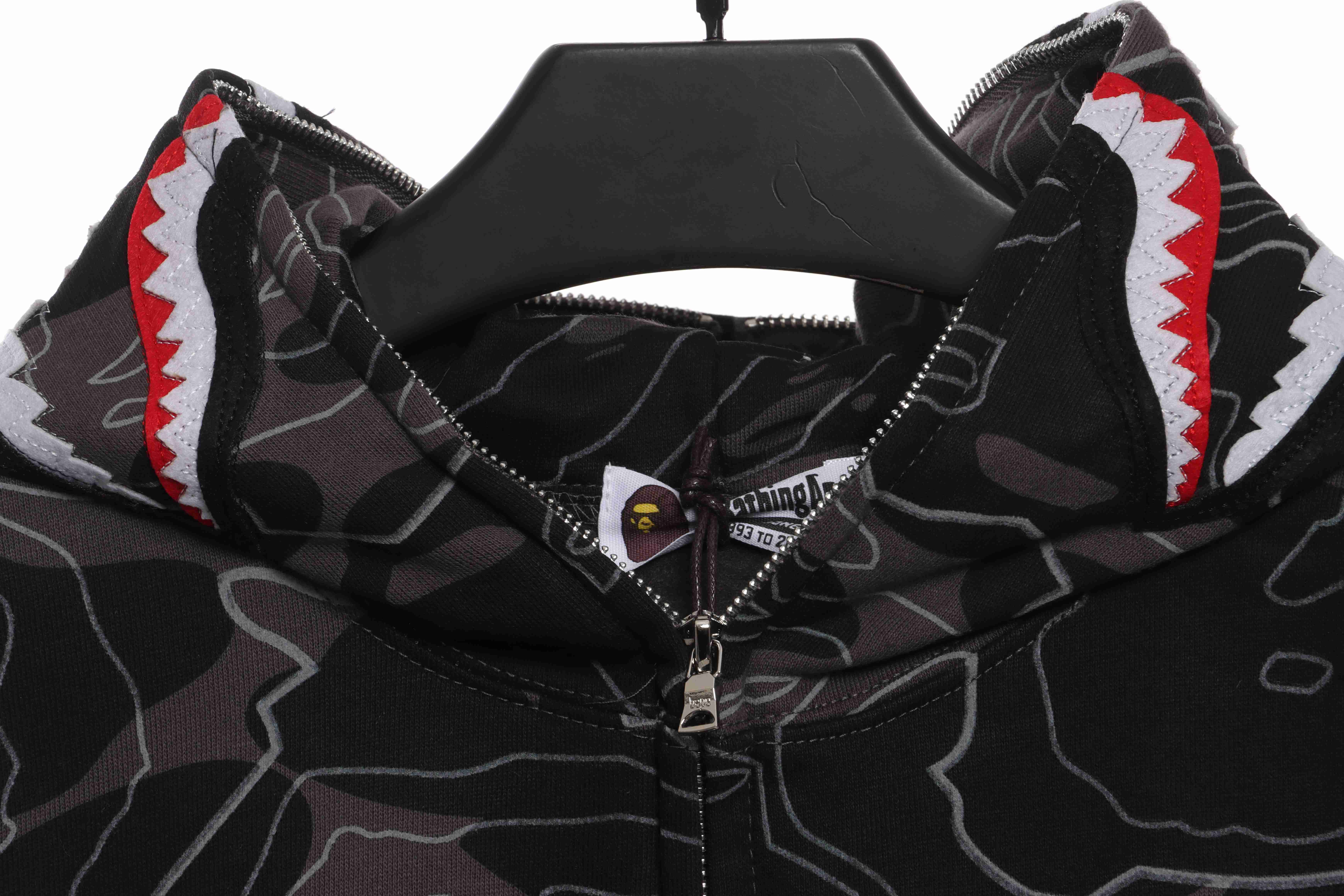 EM Sneakers BAPE Overlay Camouflage Shark Zip Hoodie