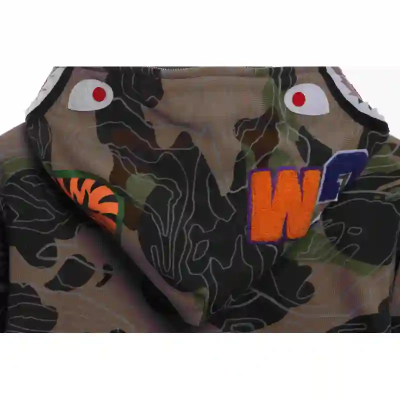 EM Sneakers BAPE Overlay Camouflage Shark Zip Hoodie Brown