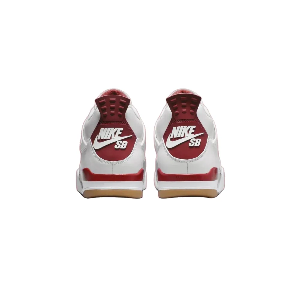 EM Sneakers Air Jordan 4 × Nike SB SP Varsity Red