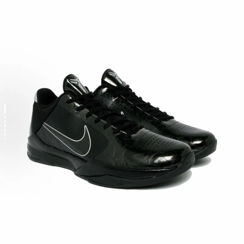 EM Sneakers Nike Kobe 5 Blackout