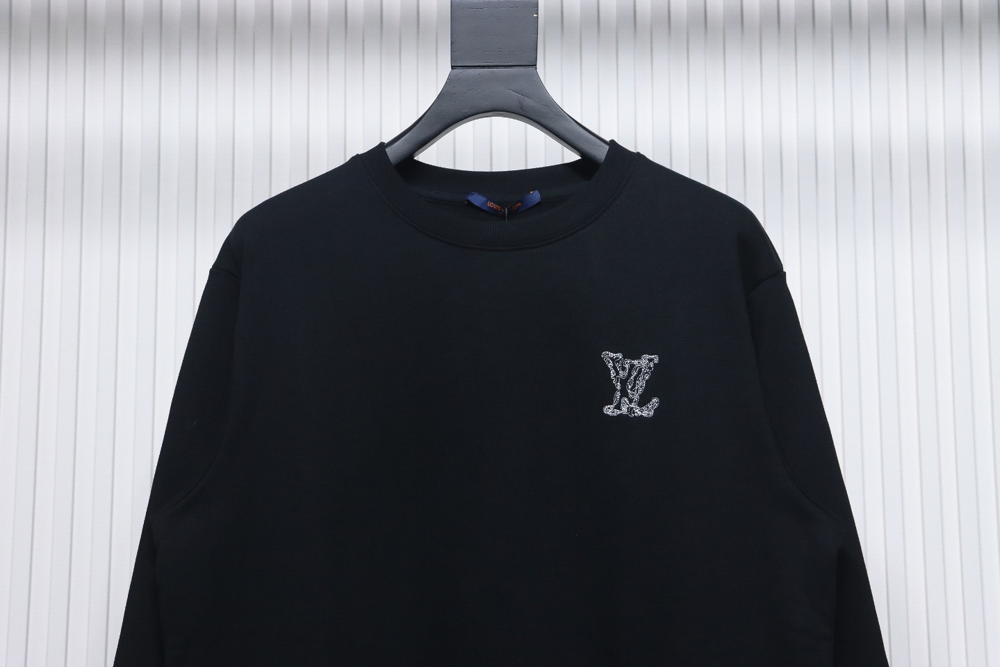 EM Sneakers Louis Vuitton Sweatshirt 24Fw Embroidered LOGO Crew Neck Black