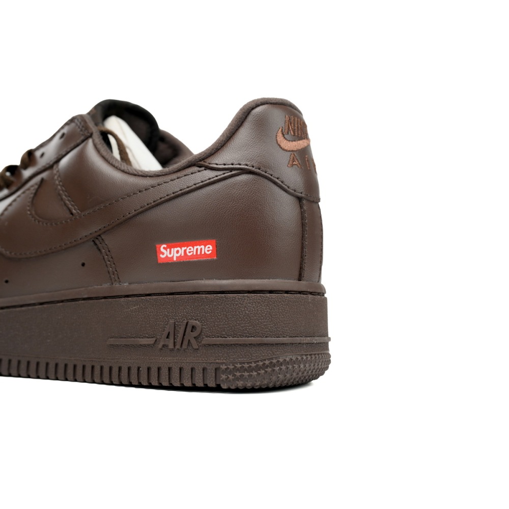 EM Sneakers Nike Air Force 1 Low Supreme Baroque Brown