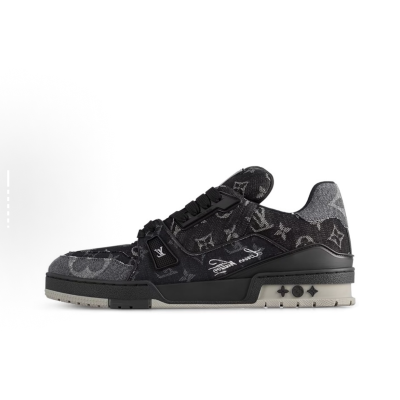 EM Sneakers Louis Vuitton Trainer Sneaker Black Grey Denim Monogram 01