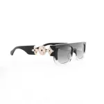 EM Sneakers Louis Vuitton by Tyler, the Creator Monogram Tribute Sunglasses Black