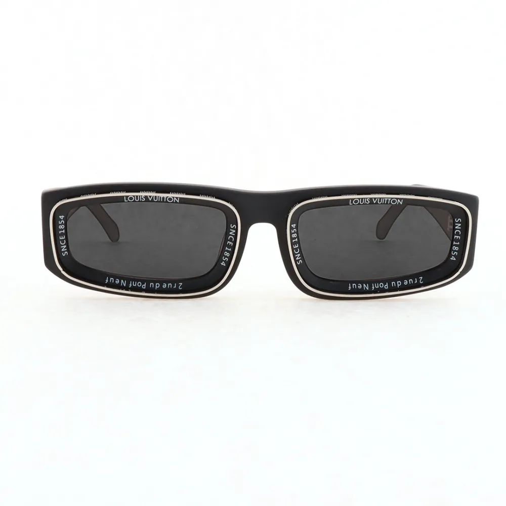 EM Sneakers Louis Vuitton LV Ocean Low Square Sunglasses Matte Black