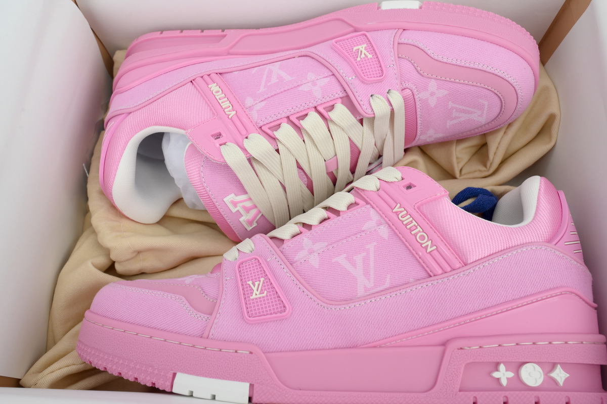 EM Sneakers Louis Vuitton Trainer Pink Cowboy