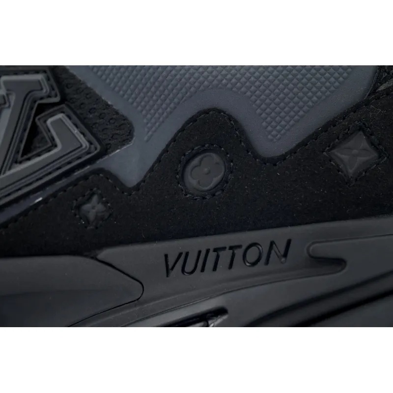 EM Sneakers Louis Vuitton Run Tatic Black