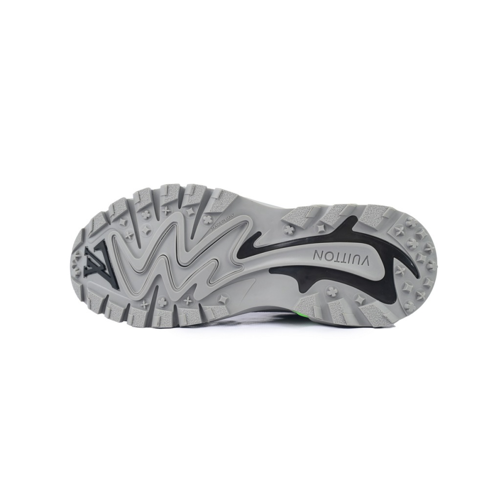 EM Sneakers Louis Vuitton Run Tatic Grayish Green