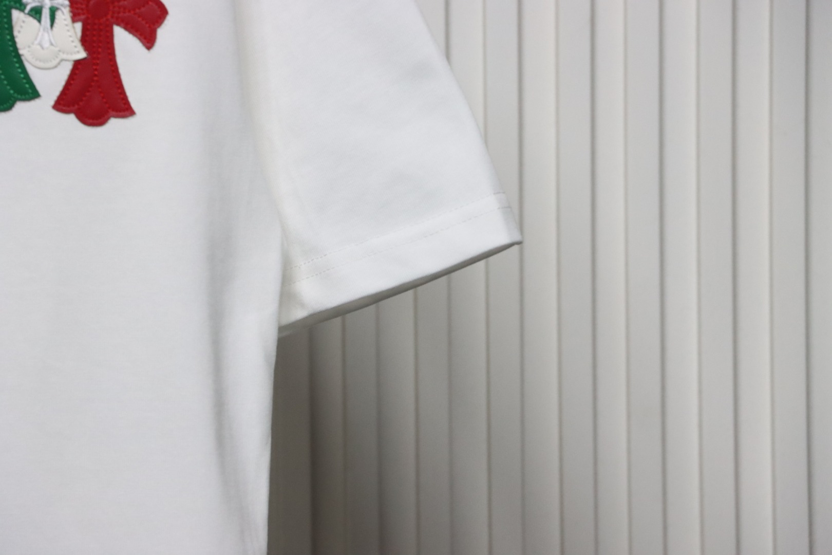 EM Sneakers Chrome Hearts CH Colorful Leather Label Cross T-shirt White