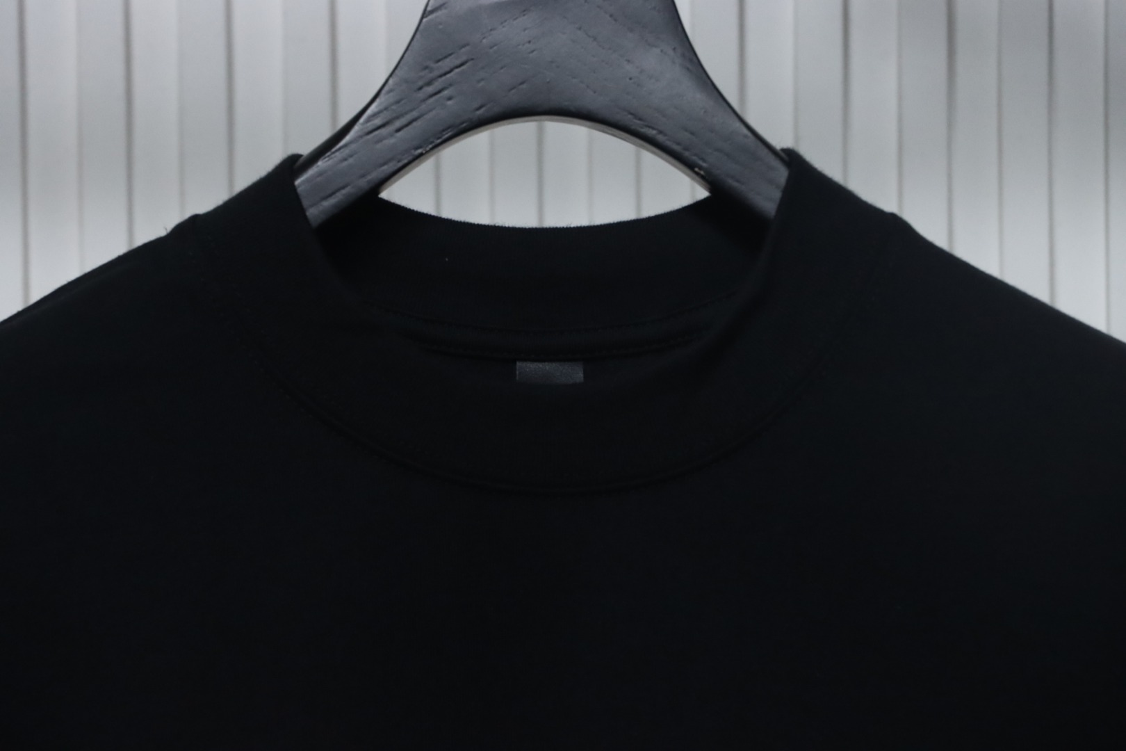 EM Sneakers Chrome Hearts Small Logo Embroidered T-shirt Black