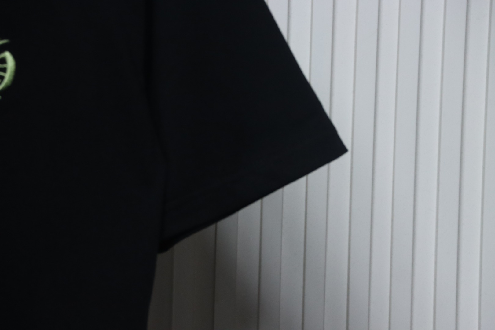 EM Sneakers Chrome Hearts Small Logo Embroidered T-shirt Black