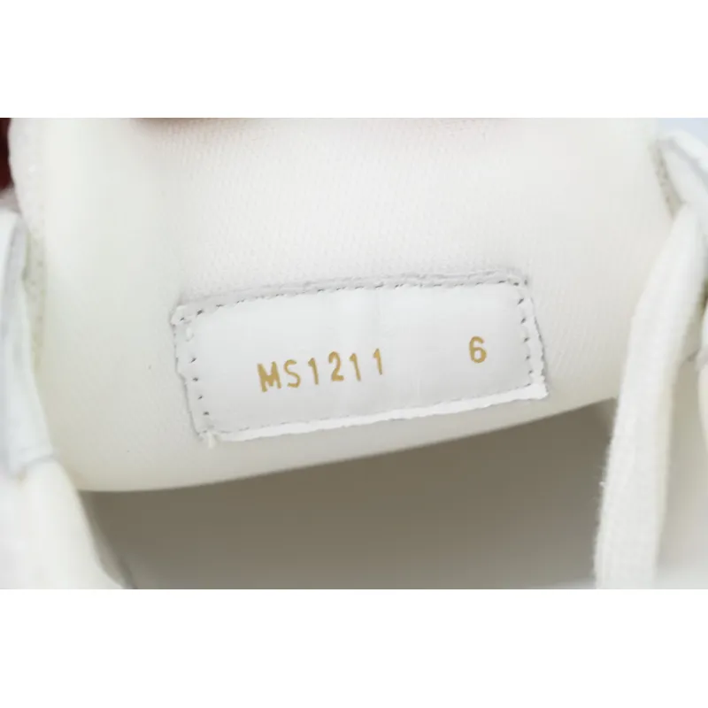 EM Sneakers Louis Vuitton Trainer Beige
