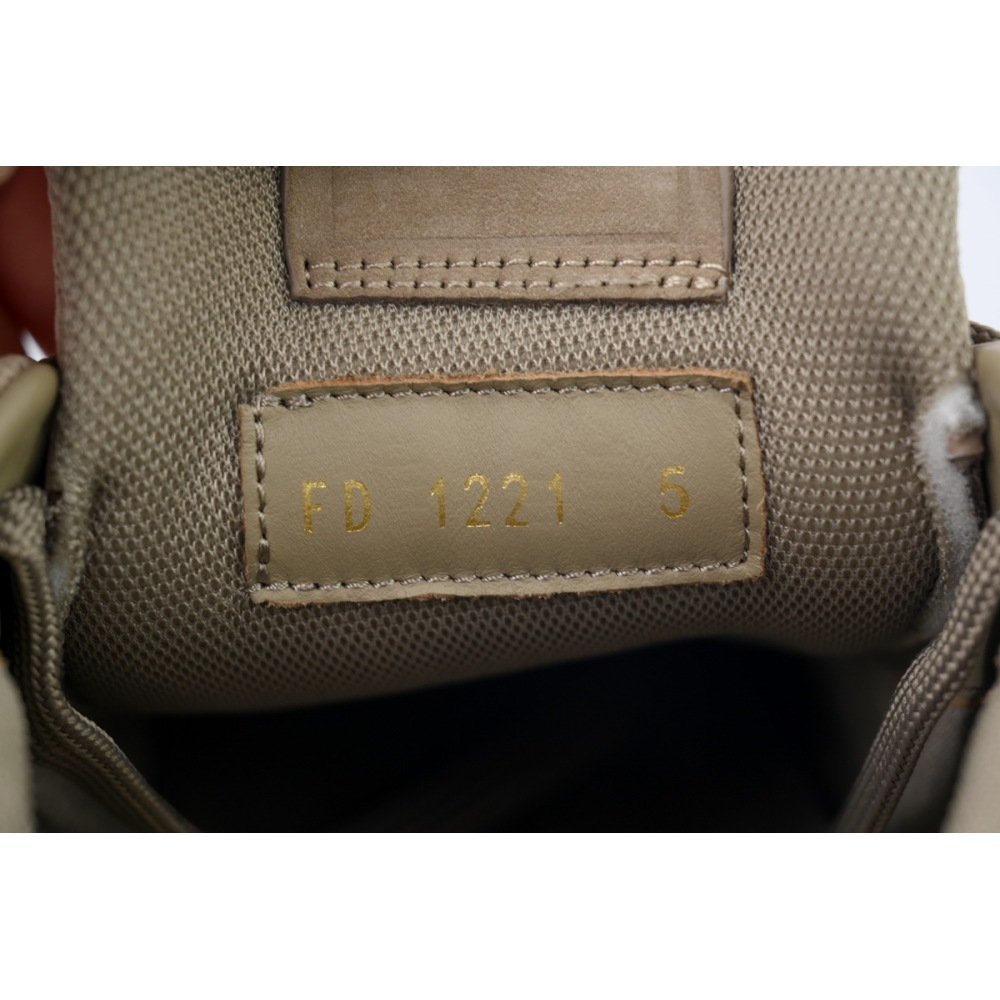 EM Sneakers Louis Vuitton Trainer Brown Small