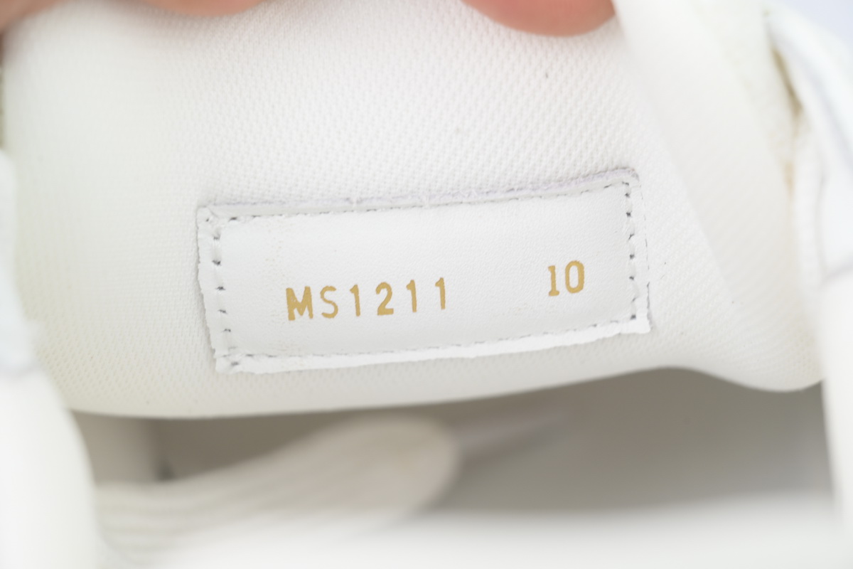 EM Sneakers Louis Vuitton Trainer White Brown