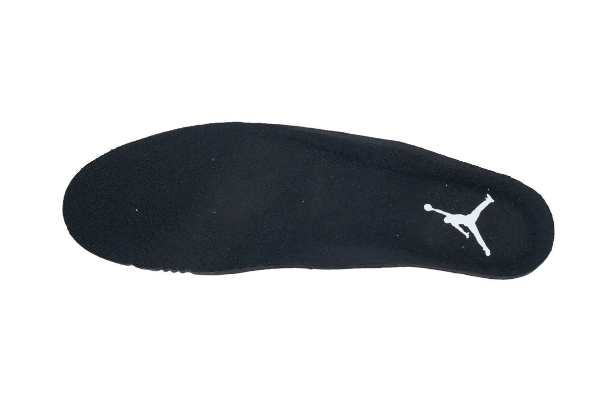 EM Sneakers Air Jordan 14 Retro Ferrari (2025)