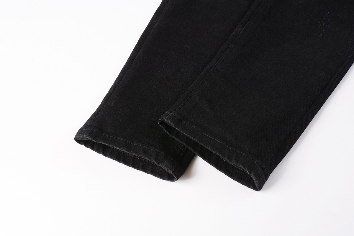 EM Sneakers Amiri Jean 666