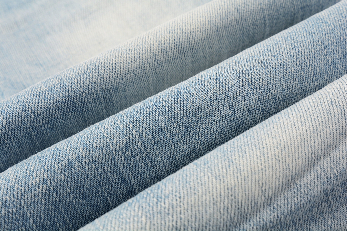 EM Sneakers Amiri Jean 8896