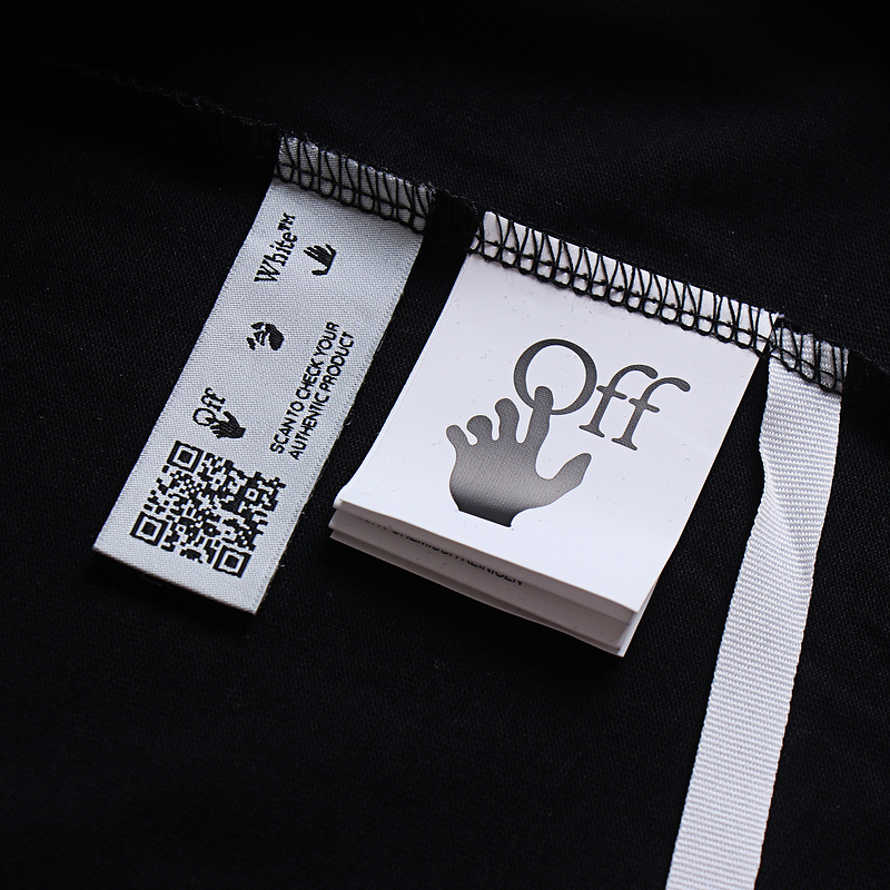 EM Sneakers Off White T-Shirt 2642 Black/White