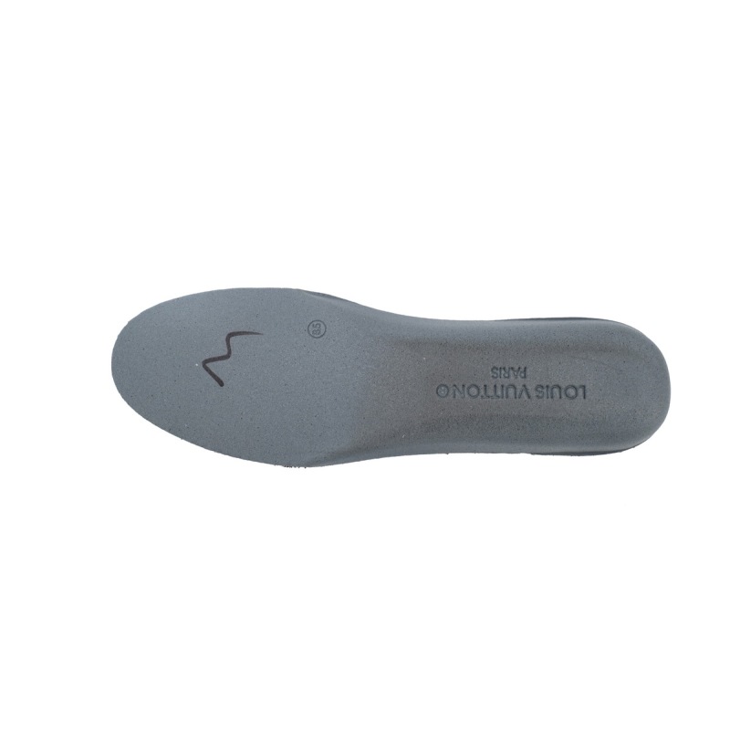 EM Sneakers Louis Vuitton Trainer Black Rivets