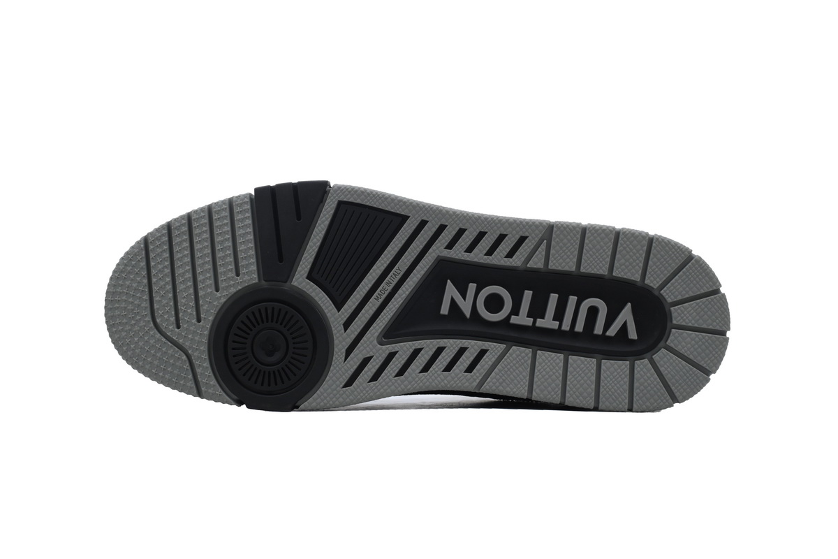 EM Sneakers Louis Vuitton Trainer Black Silver Diamond