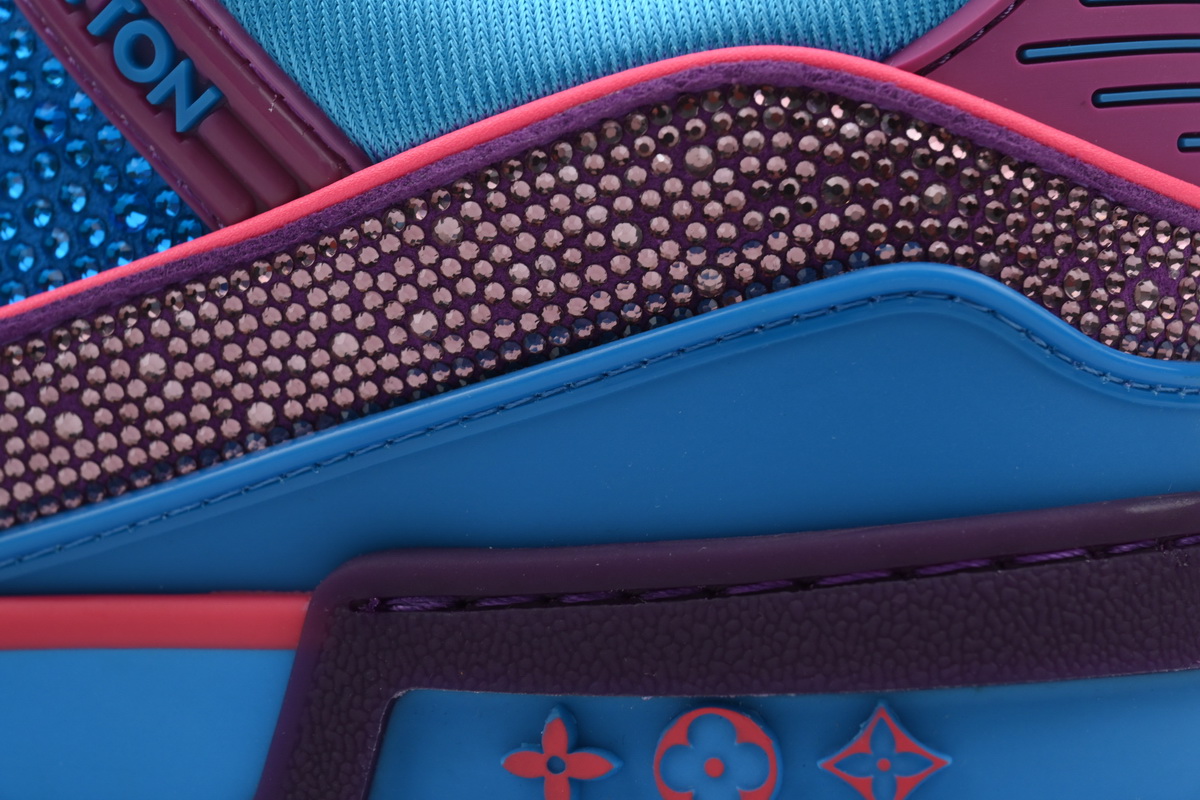EM Sneakers Louis Vuitton Trainer Purple Blue Diamond
