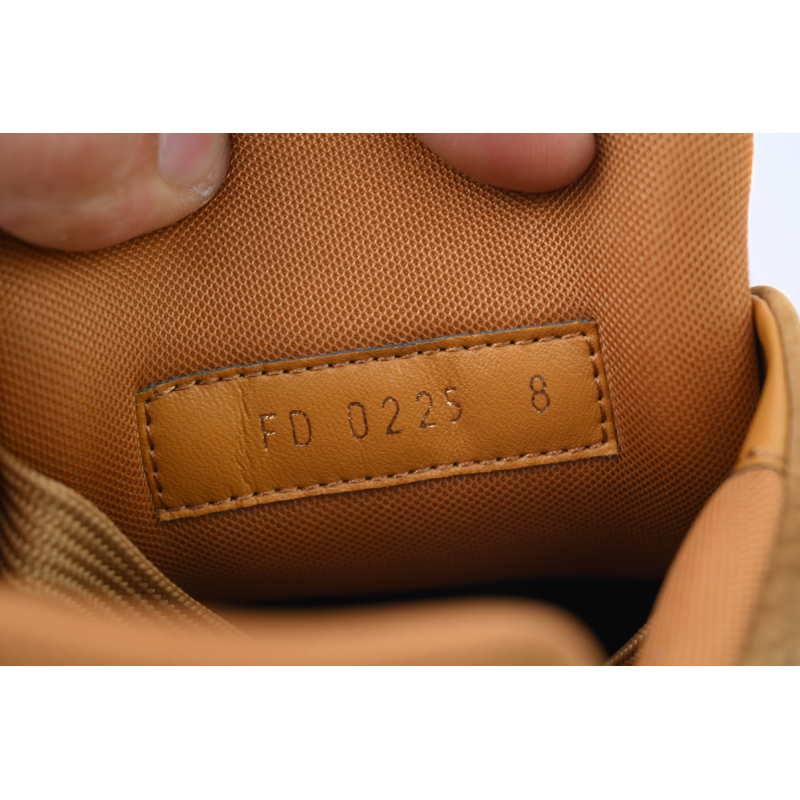 EM Sneakers Louis Vuitton Trainer Sneaker Brown Fivets