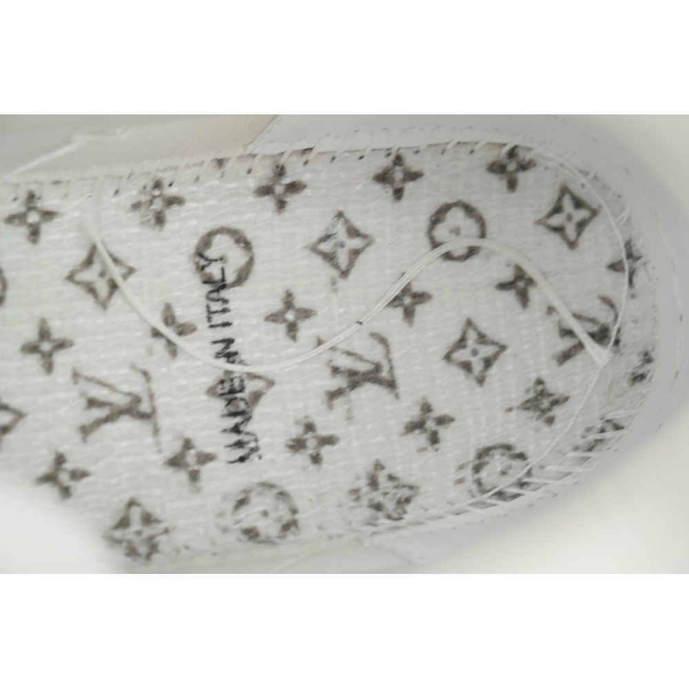 EM Sneakers Louis Vuitton Trainer Sneaker khaki