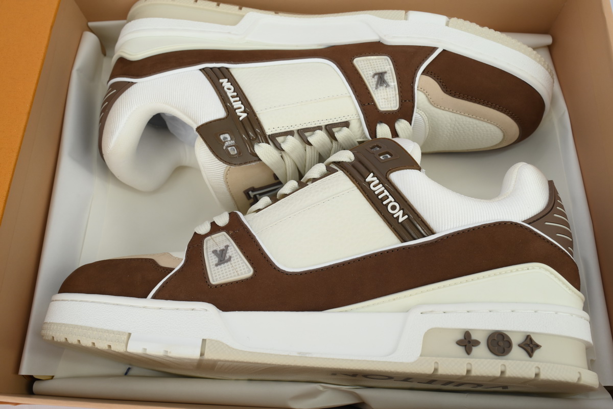 EM Sneakers Louis Vuitton Trainer Sneaker khaki